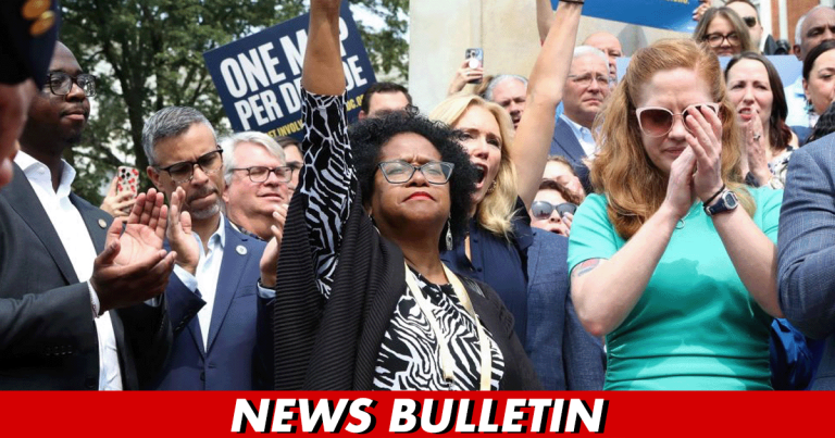 Texas Democrats Admit Defeat After AG Threatens Their Jobs, Forced to Return to Austin